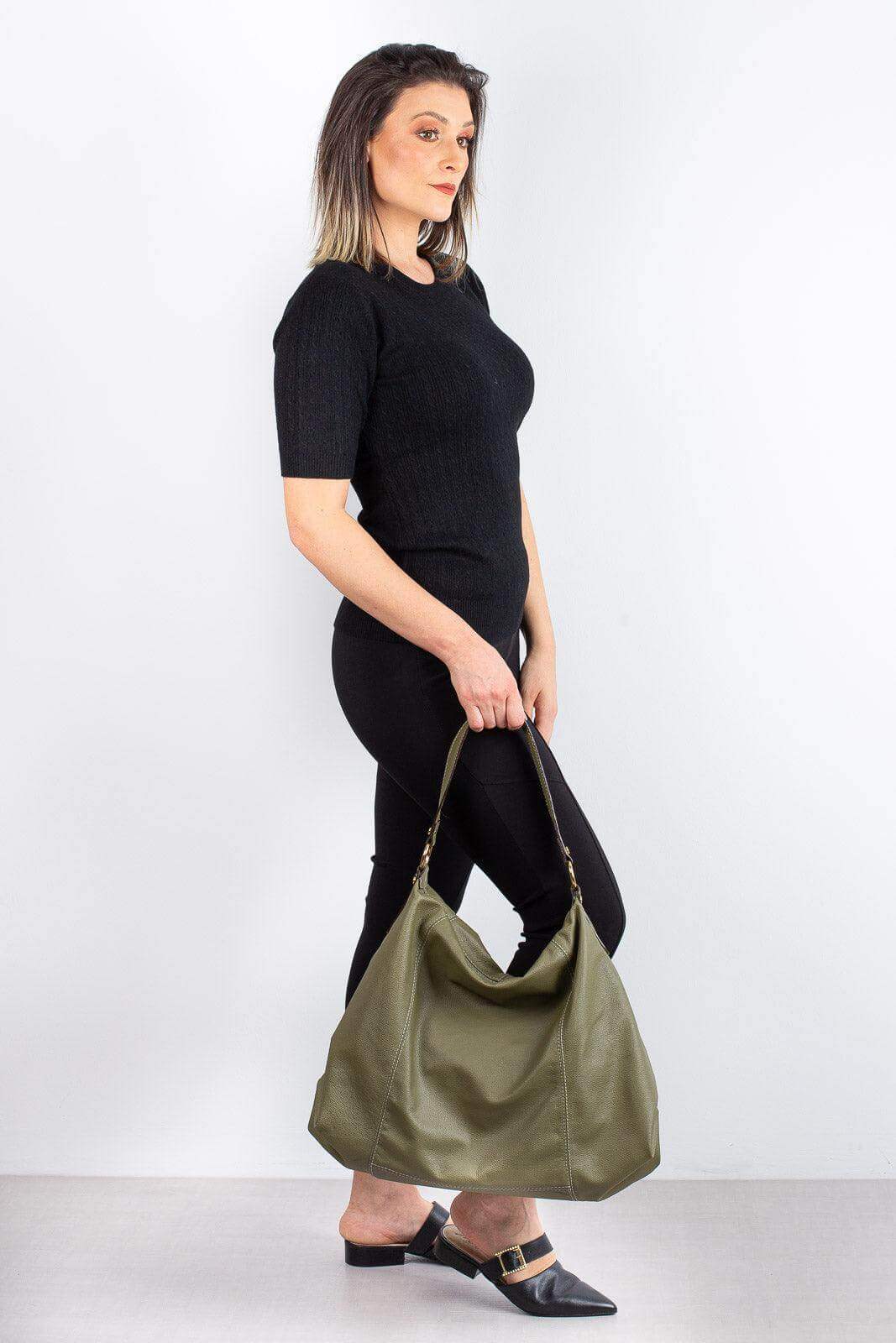 Bolsa saco grande de couro liso Cris - Enluaze