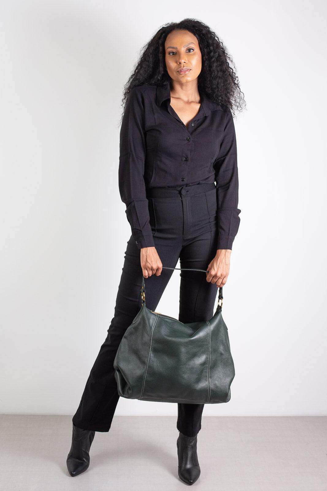 Bolsa saco grande de couro liso Cris - Enluaze