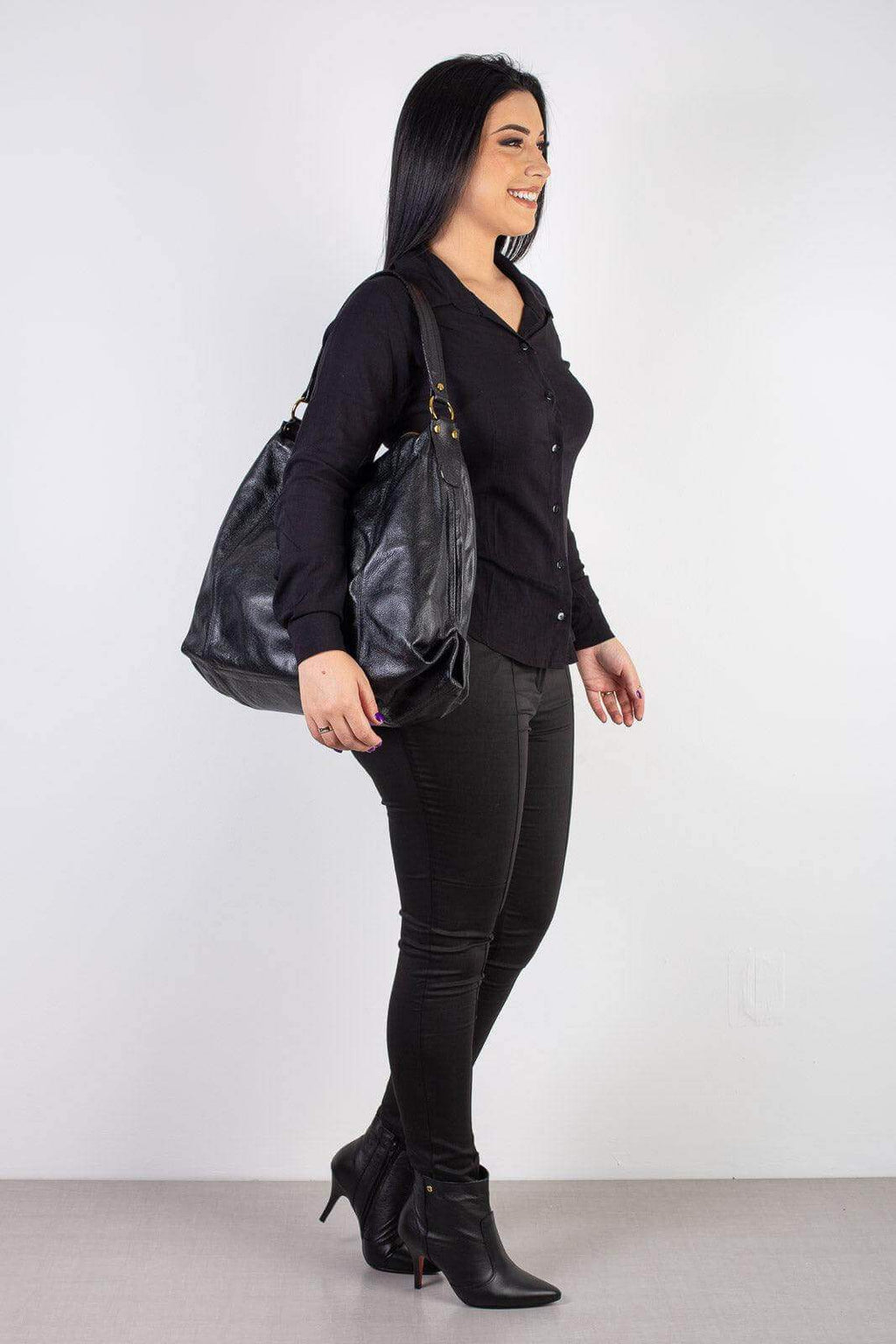 Bolsa saco grande de couro liso Cris - Enluaze