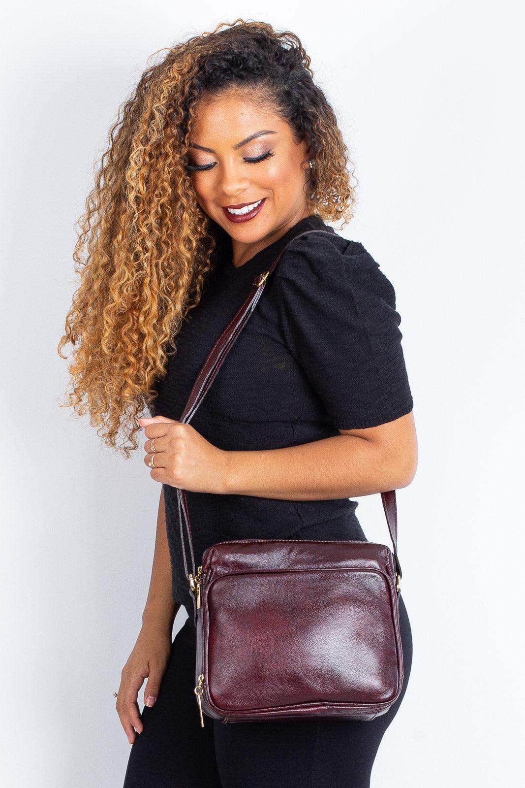 Bolsa de couro liso tiracolo com divisórias Rita - Enluaze