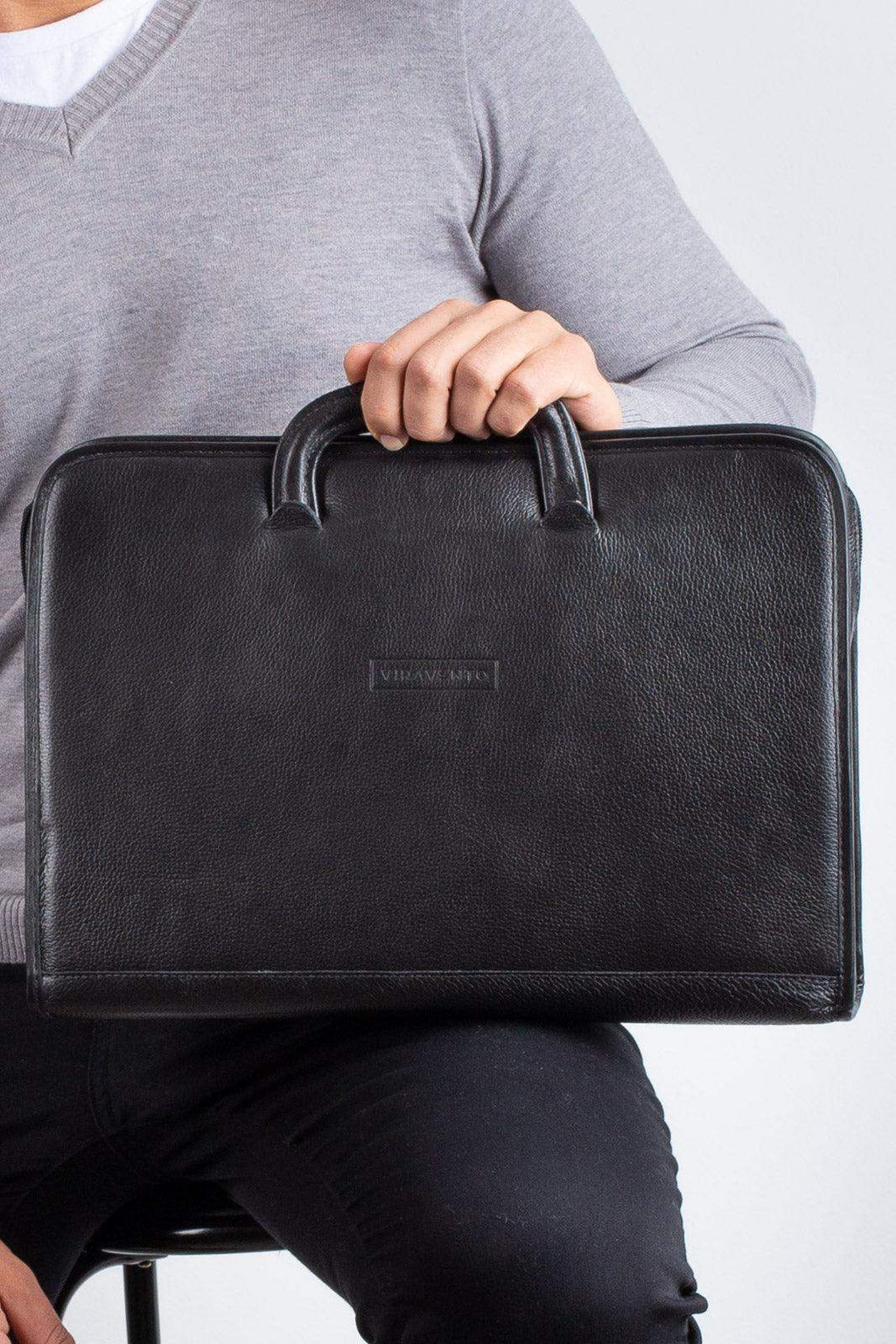 Pasta envelope de couro com alça Docs - Enluaze