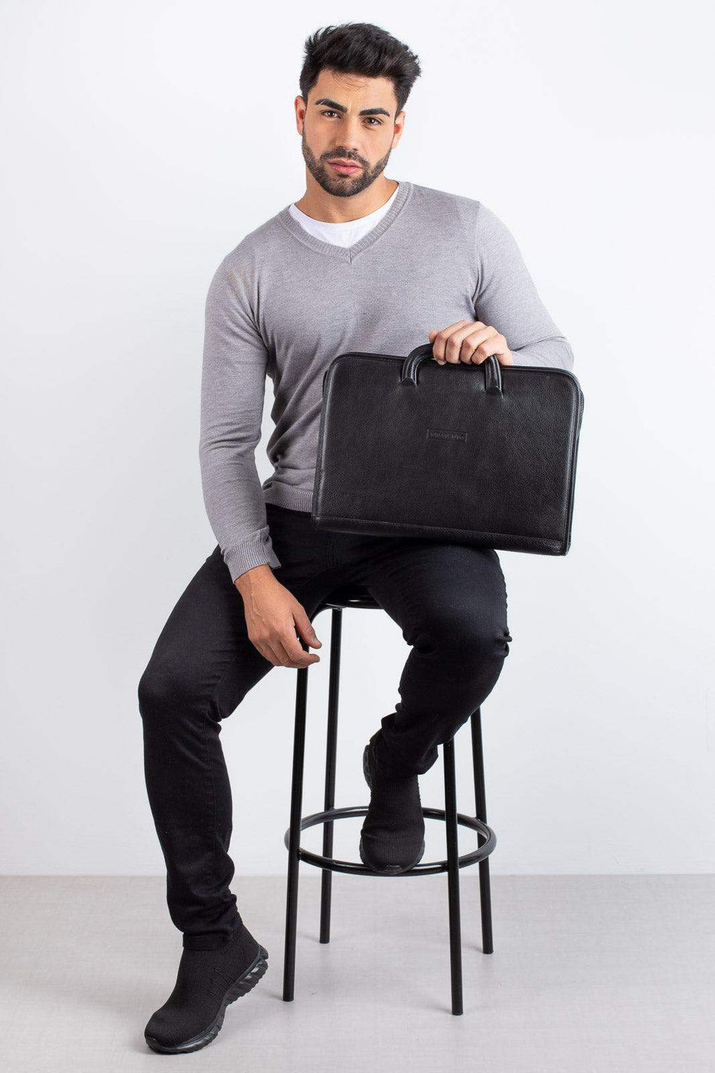 Pasta envelope de couro com alça Docs - Enluaze