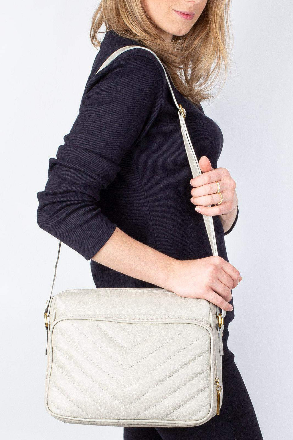 Bolsa de couro liso tiracolo Anita - Enluaze