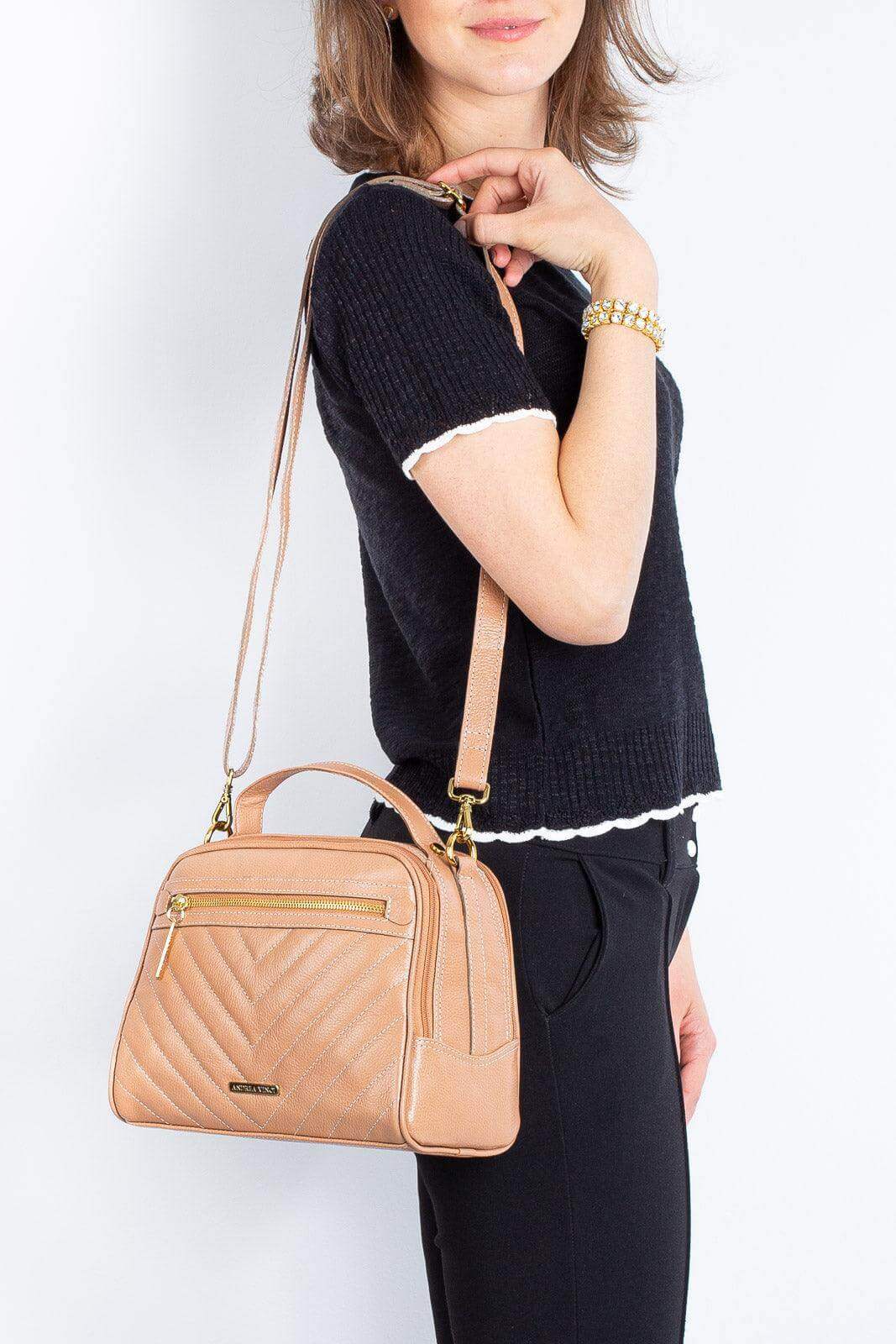 Bolsa baú pequena de couro liso Lara - Enluaze