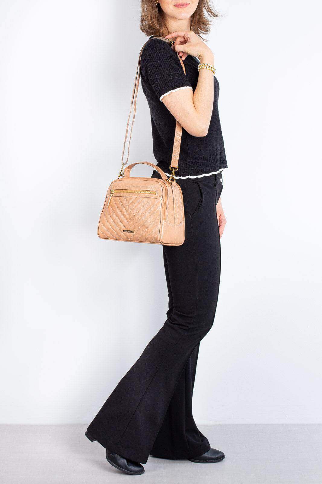 Bolsa baú pequena de couro liso Lara - Enluaze