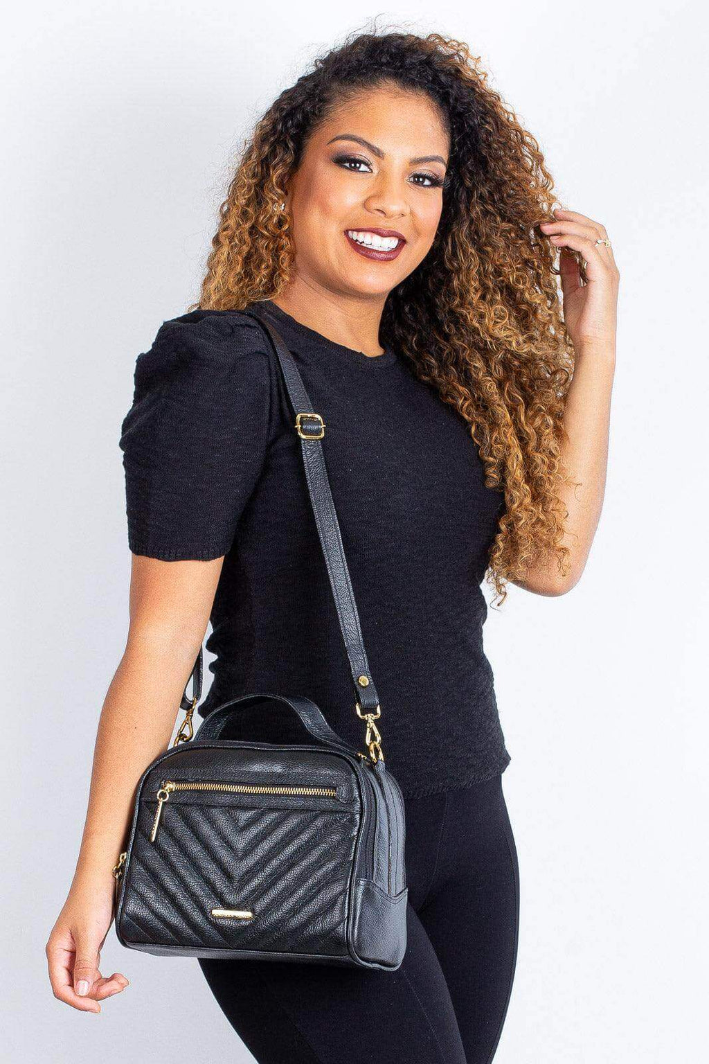 Bolsa baú pequena de couro liso Lara - Enluaze