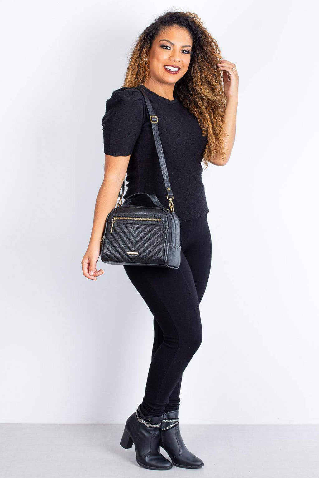 Bolsa baú pequena de couro liso Lara - Enluaze