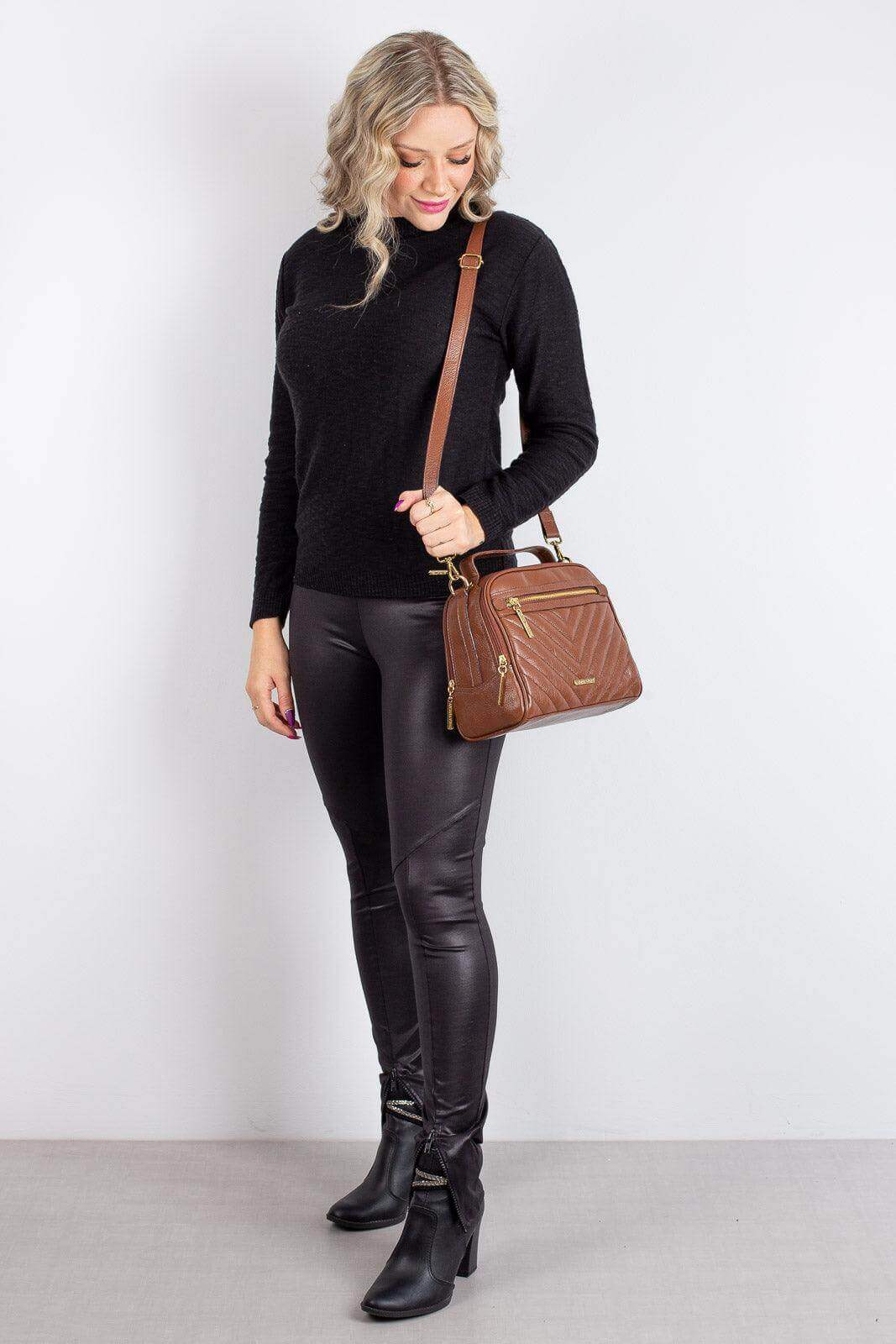 Bolsa baú pequena de couro liso Lara - Enluaze