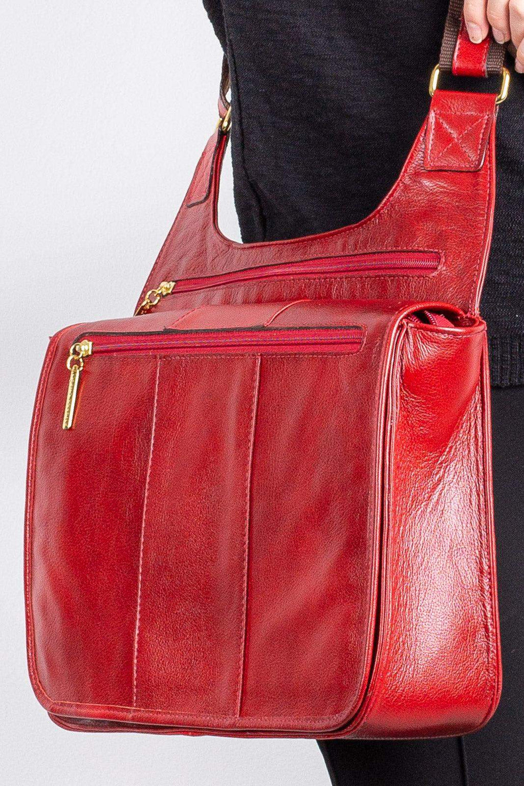 Pasta carteiro de couro liso Jéssica - Enluaze