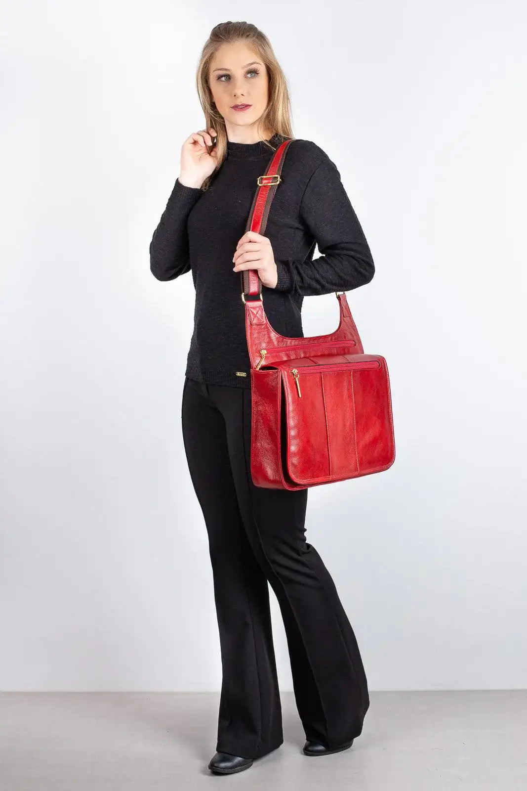 Pasta carteiro de couro liso Jéssica - Enluaze