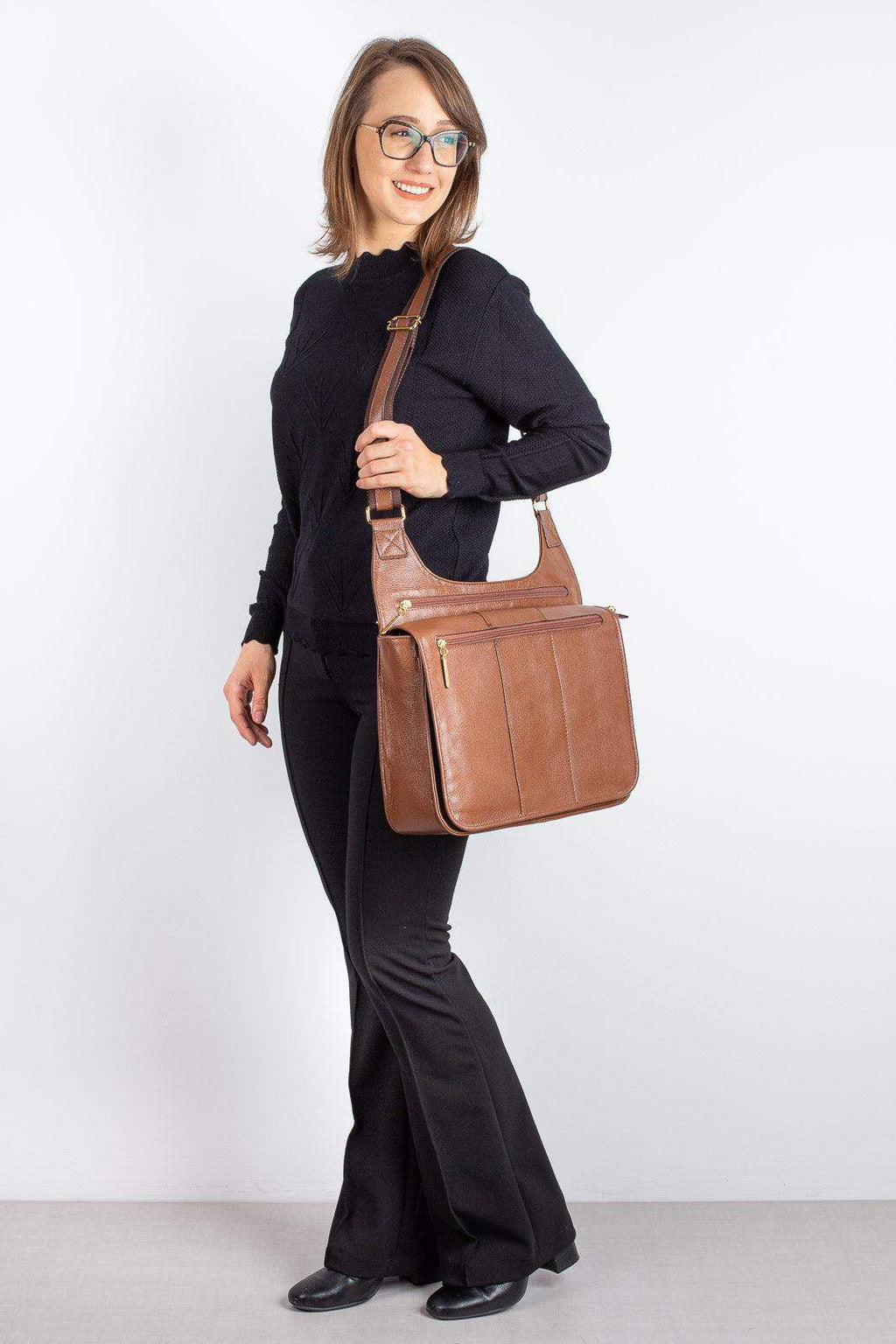 Pasta carteiro de couro liso Jéssica - Enluaze