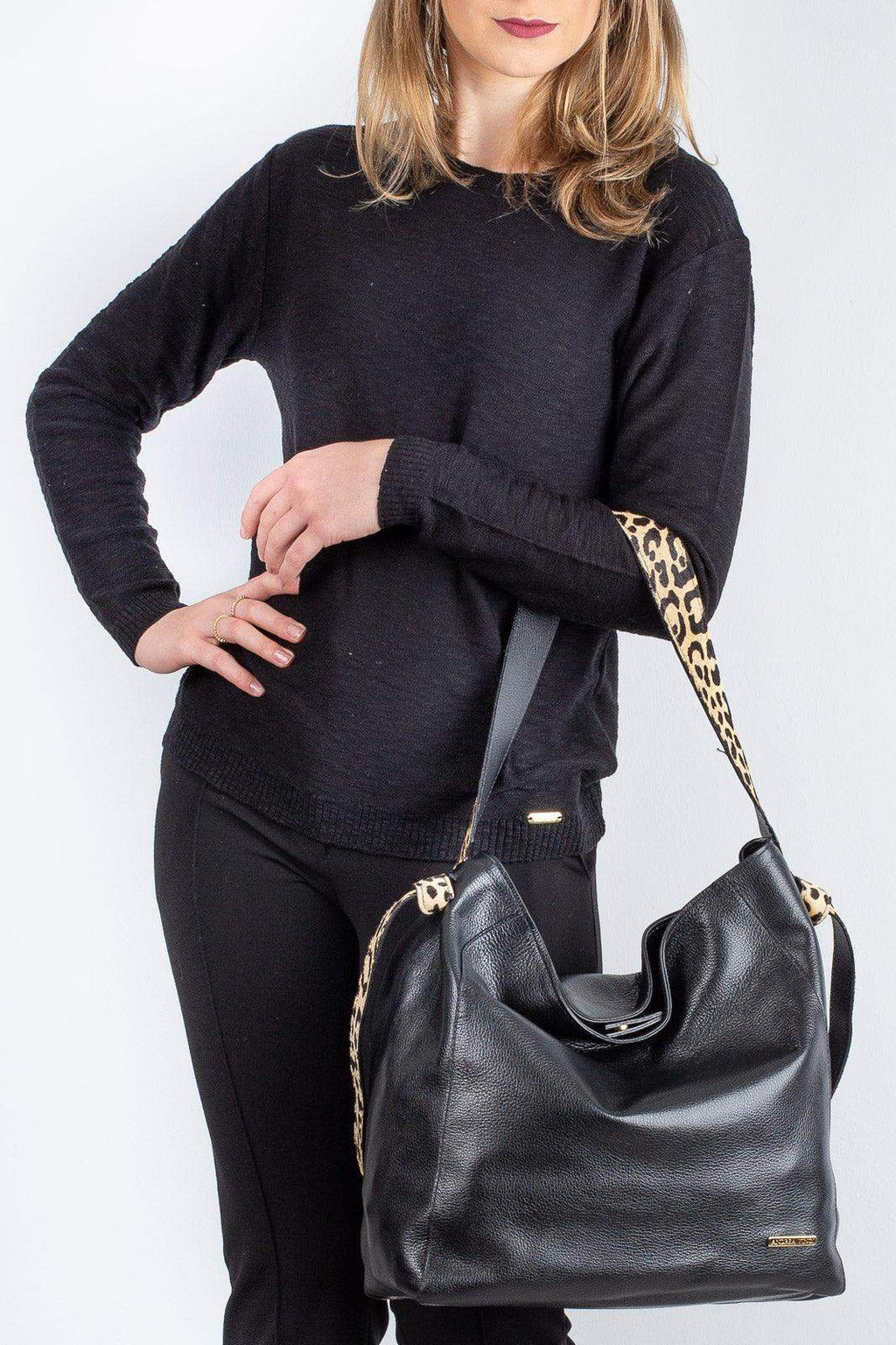 Bolsa sacola de ombro em couro estampado Mara - Enluaze