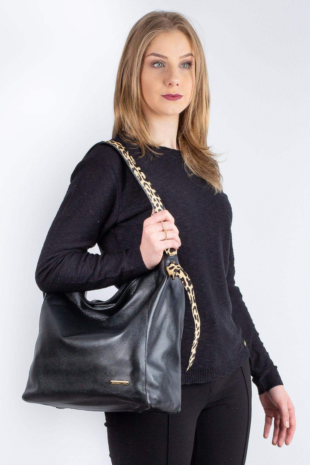 Bolsa sacola de ombro em couro estampado Mara - Enluaze