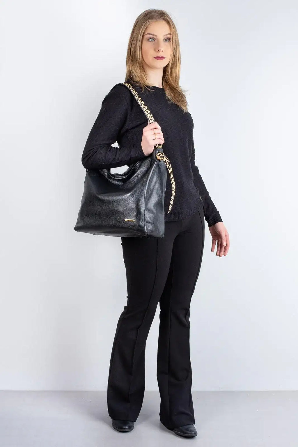 Bolsa sacola de ombro em couro estampado Mara - Enluaze