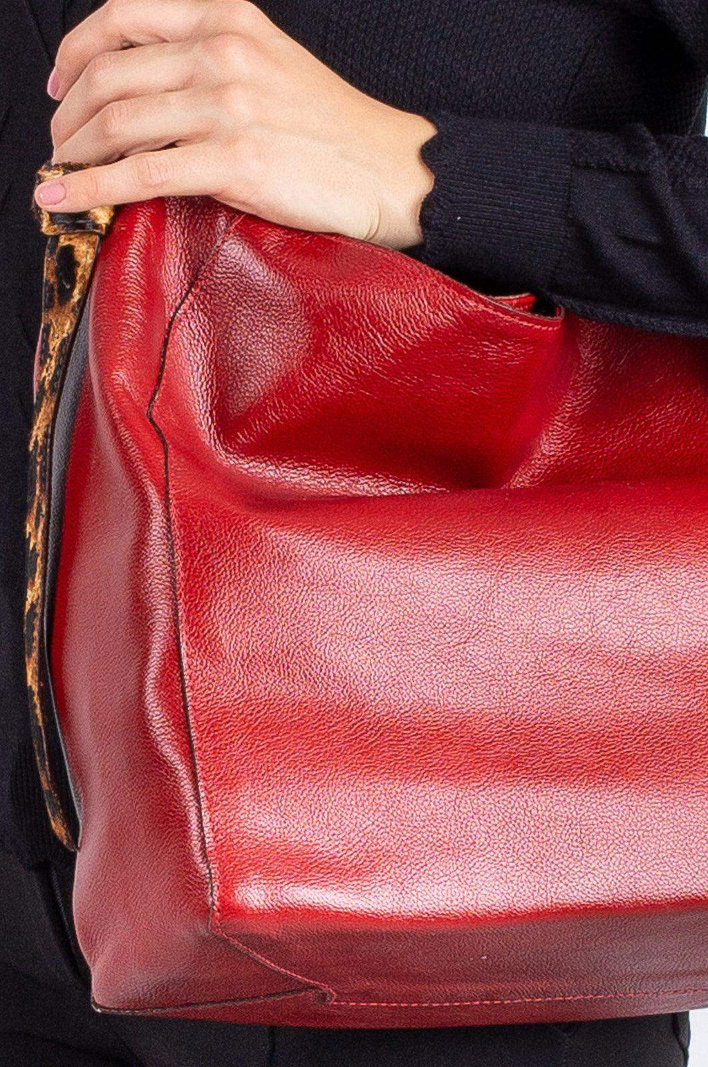 Bolsa sacola de ombro em couro estampado Mara - Enluaze