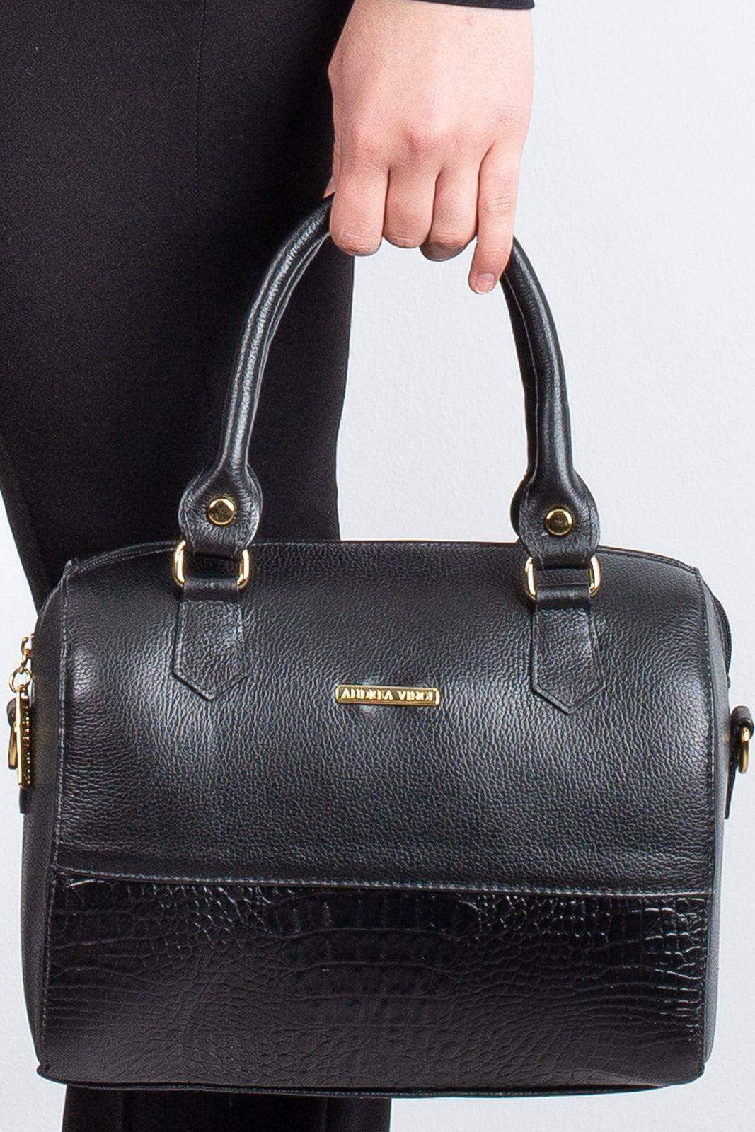 Bolsa baú de mão em couro liso Sthefani - Enluaze