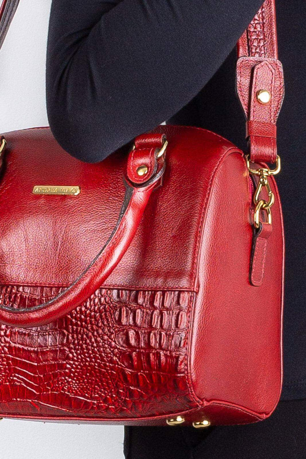 Bolsa baú de mão em couro liso Sthefani - Enluaze