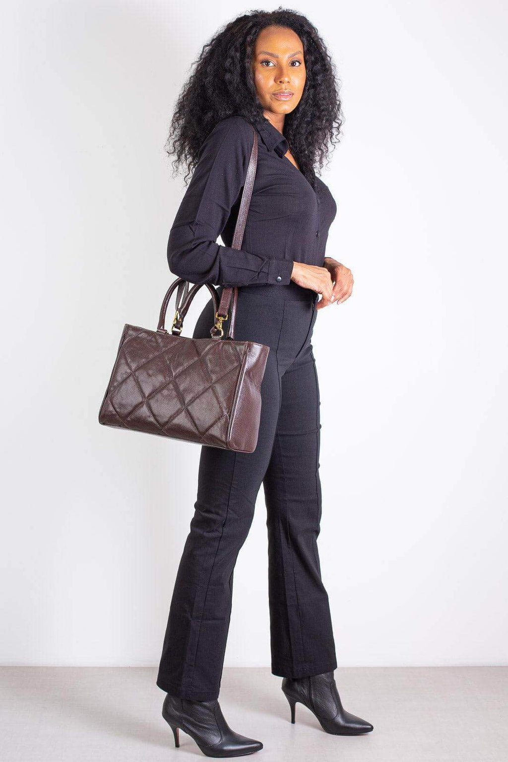 Bolsa feminina de couro liso Eliza - Enluaze