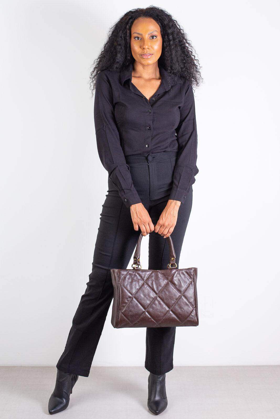 Bolsa feminina de couro liso Eliza - Enluaze