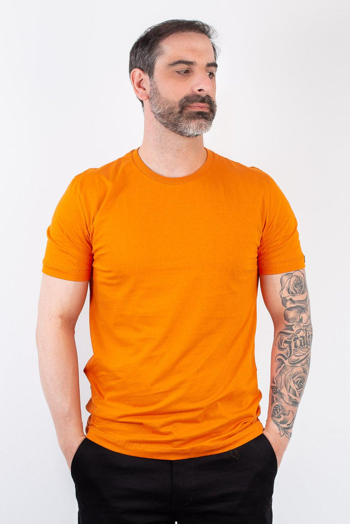 Camiseta básica lisa masculina manga curta 79001 - Enluaze - Acessórios em Couro e Malhas